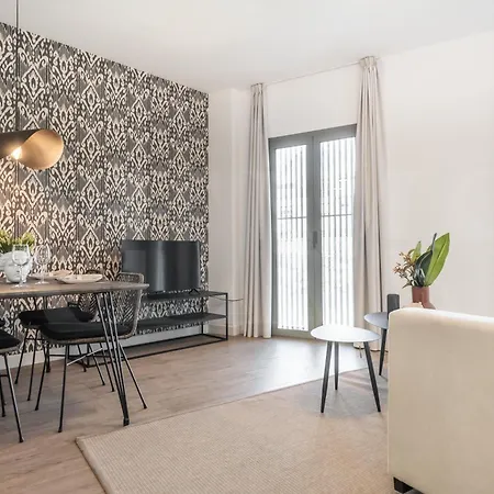 Modern With Private Terrace By Rems *